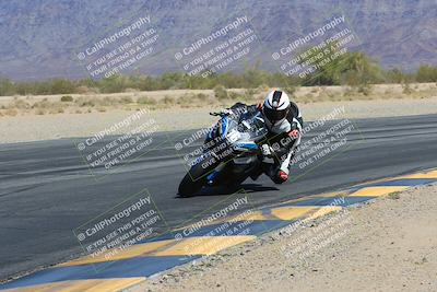 media/Mar-24-2025-Moto Forza (Mon) [[57ce5c5cff]]/1-Advanced Group/Session 3 (Turn 6 Inside)/